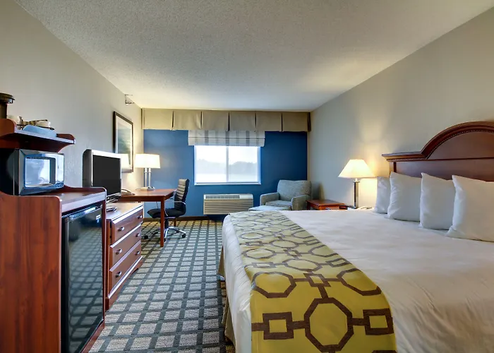 Baymont By Wyndham Hotel 2*