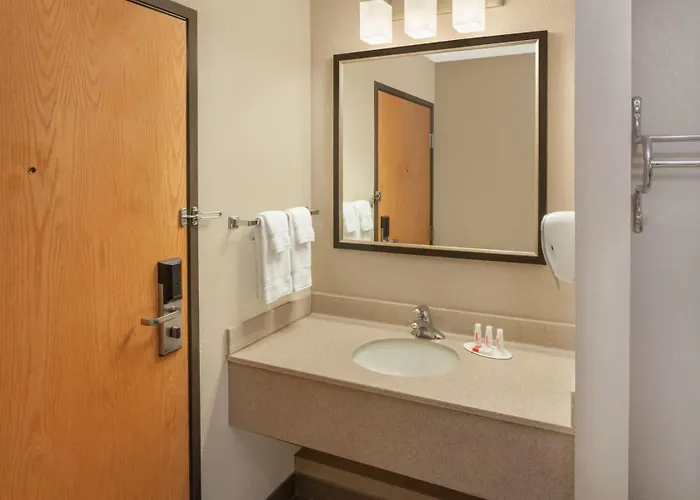 Baymont By Wyndham Hotel