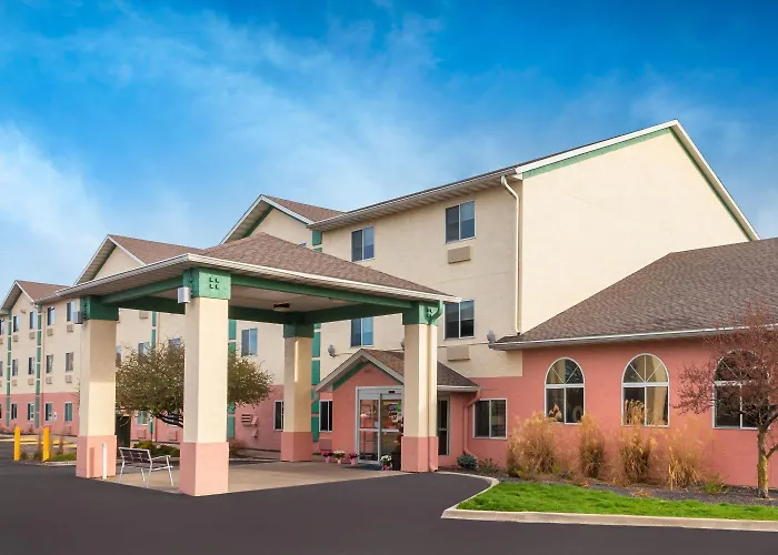 Baymont By Wyndham Hotel 2*
