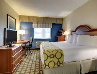 Hotel Baymont By Wyndham 2*