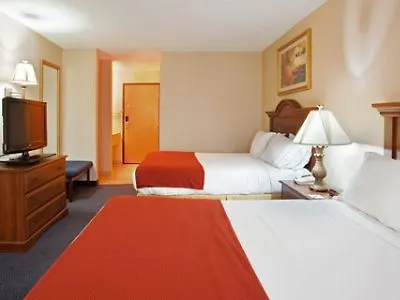 Baymont By Wyndham Hotel